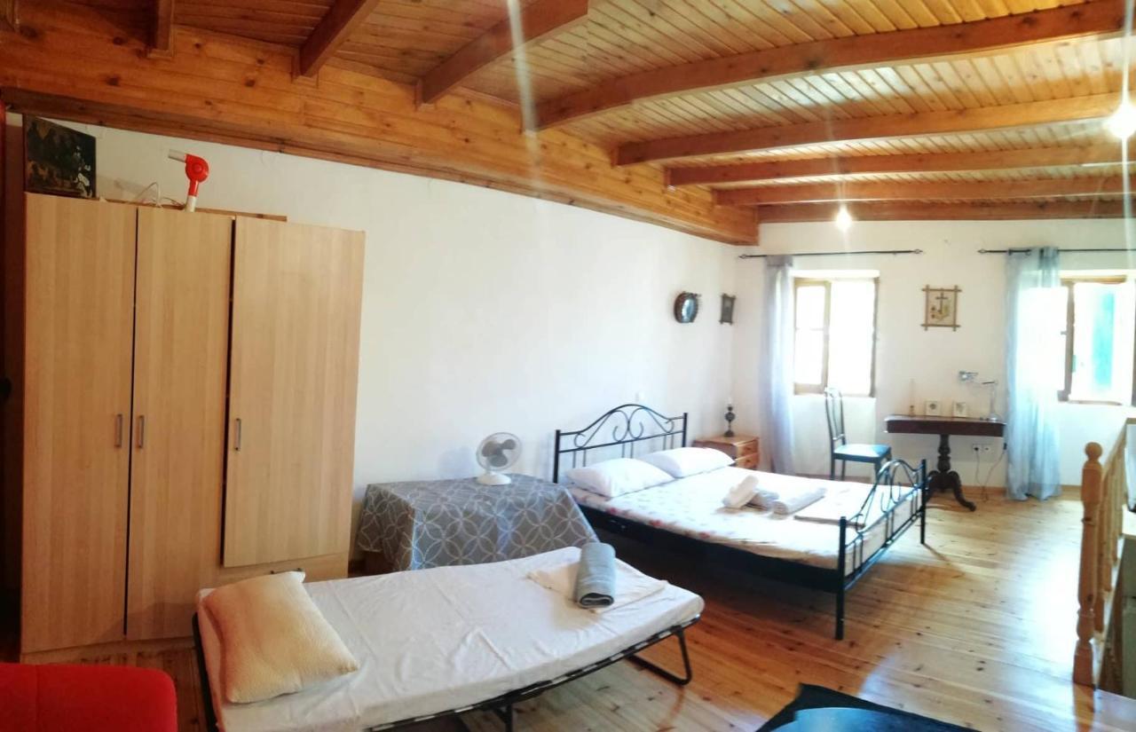Sinarádes Country Traditional House In Corfu Village, Greece المظهر الخارجي الصورة